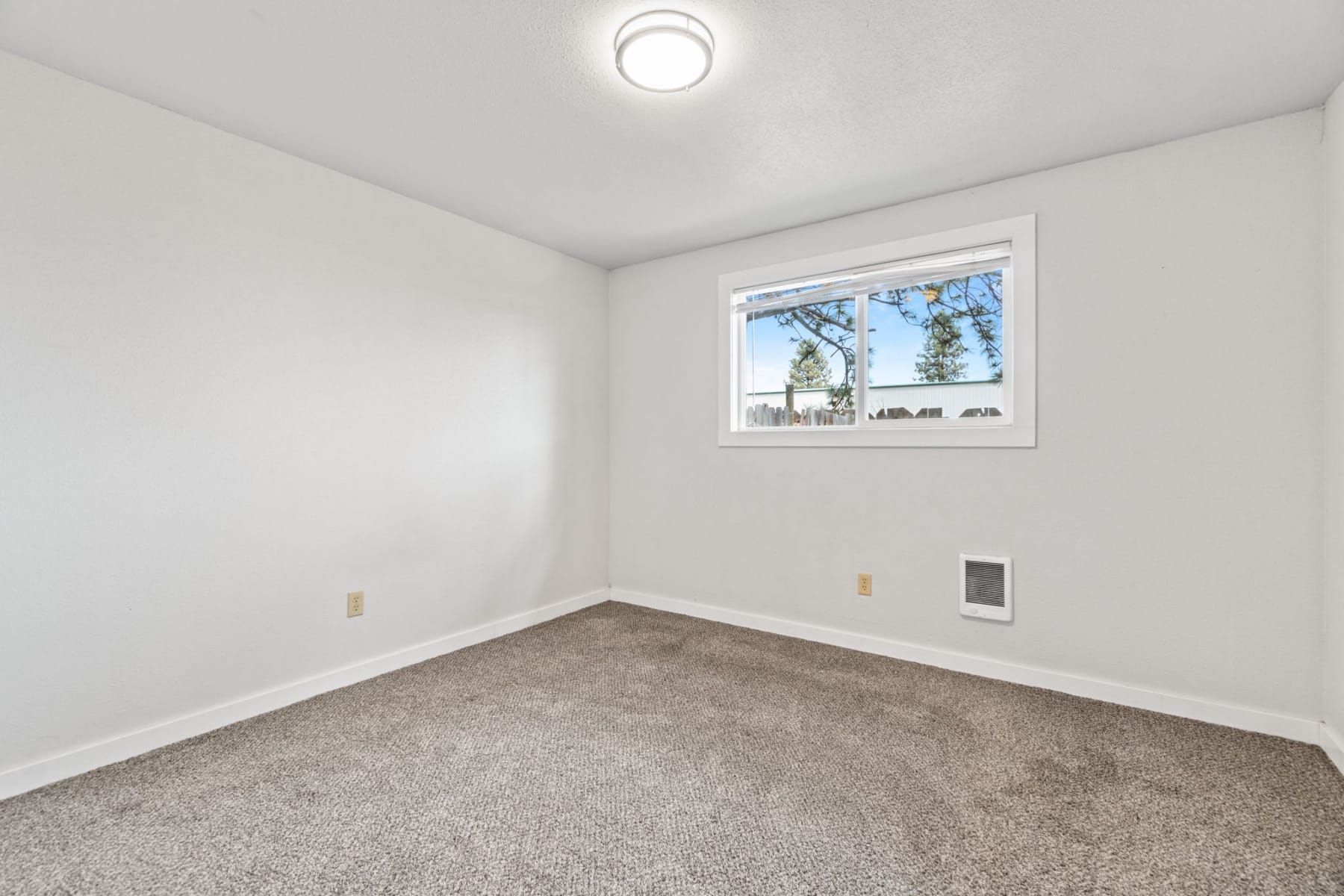  516 SE Centennial Street Bend, OR 97702 - 物件實景