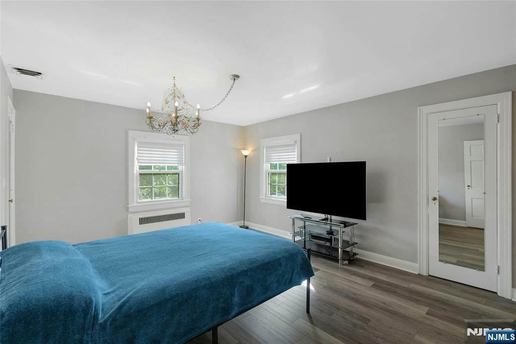 Ridgefield, New Jersey, 07657, United States, 4 Bedrooms Bedrooms, ,3 BathroomsBathrooms,Residential,For Sale,1991908