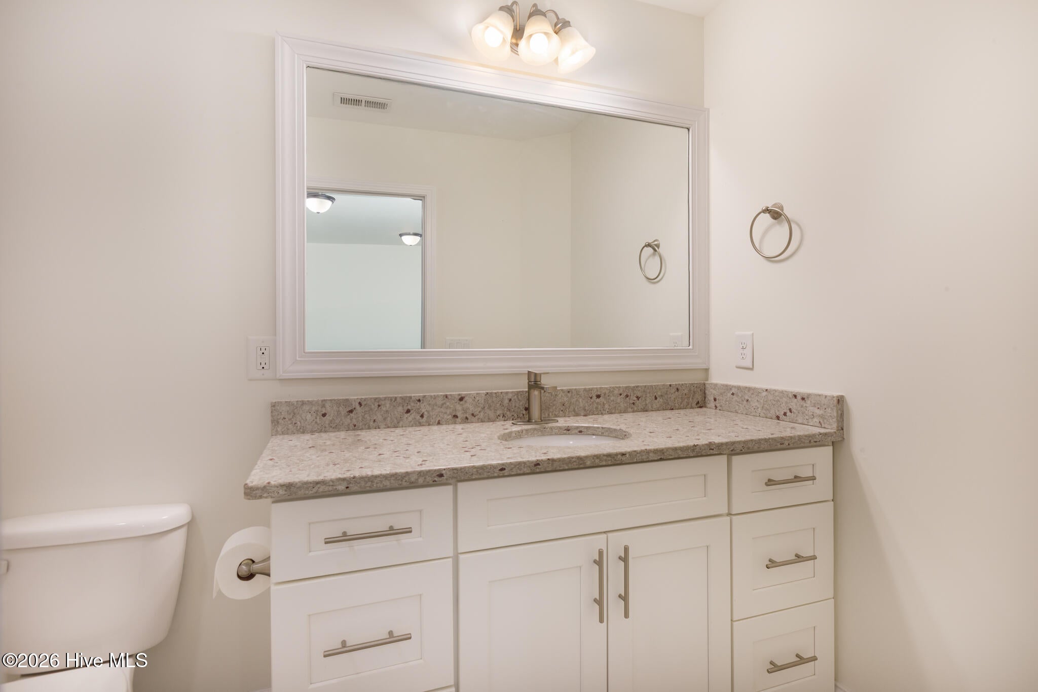 Pinehurst, North Carolina, 28374, United States, 4 Bedrooms Bedrooms, ,3 BathroomsBathrooms,Residential,For Sale,2008808