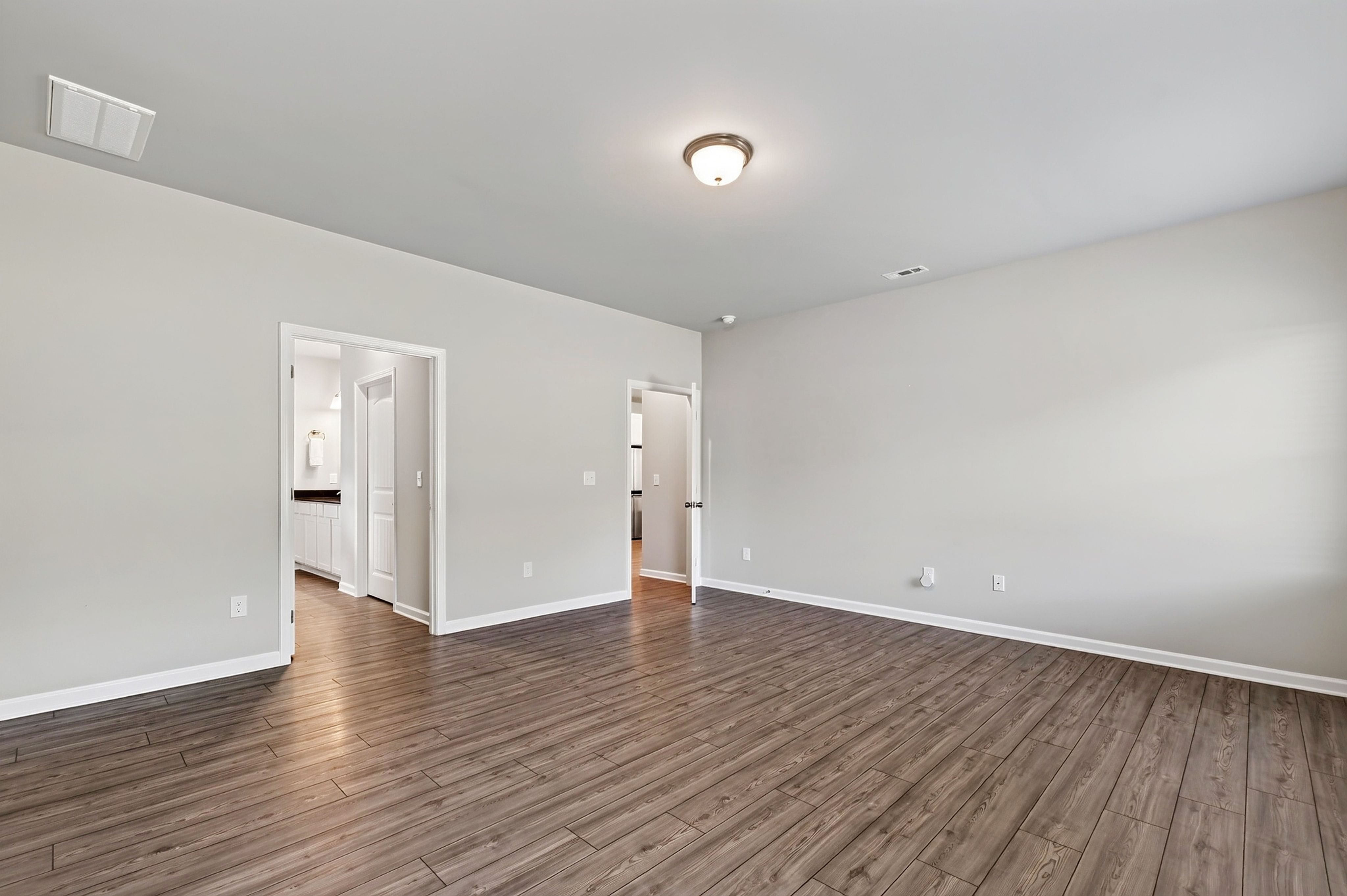  220 Citizens Court, Four Oaks, NC 27524 - 物件實景