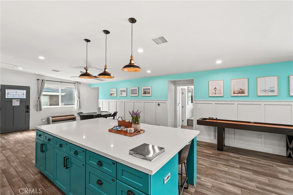 Oxnard, California, 93035, United States, ,Residential,For Sale,1991786