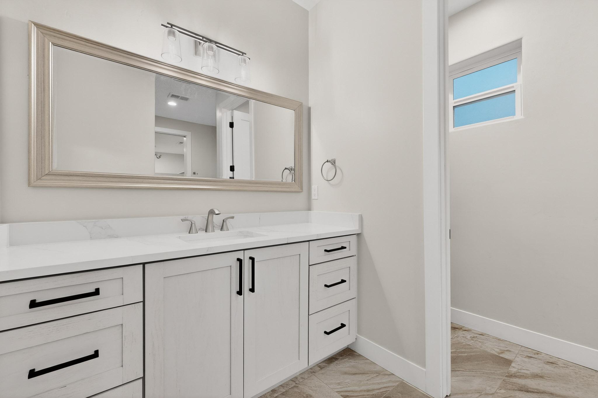 Edgewood, New Mexico, 87105, United States, 3 Bedrooms Bedrooms, ,3 BathroomsBathrooms,Residential,For Sale,2002461