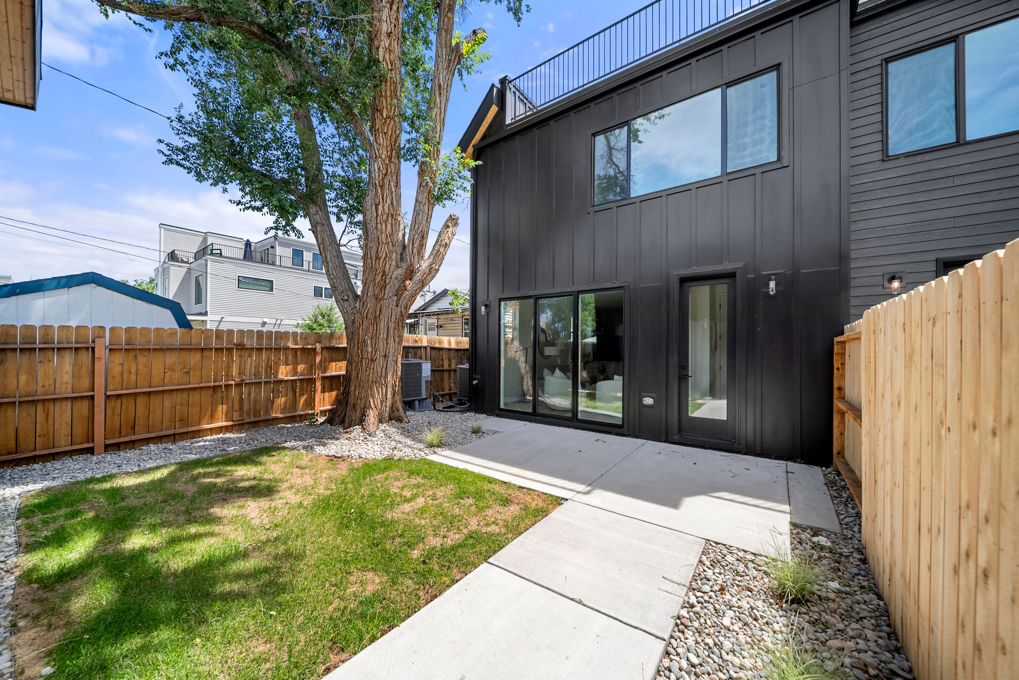  Newly Constructed Residence Redefines Modern Living - 物件實景