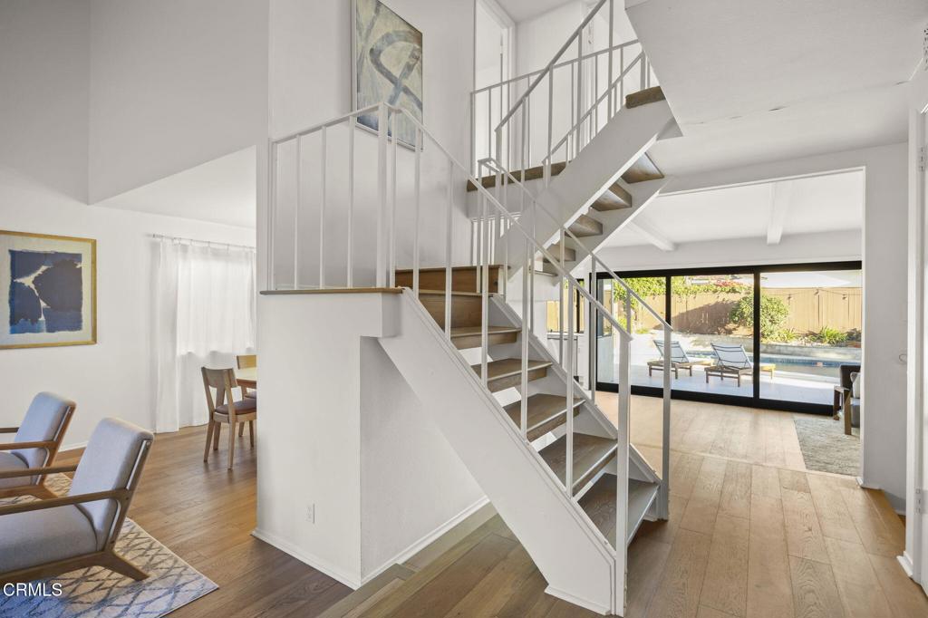 Ventura, California, 93001, United States, 4 Bedrooms Bedrooms, ,3 BathroomsBathrooms,Residential,For Sale,1974462