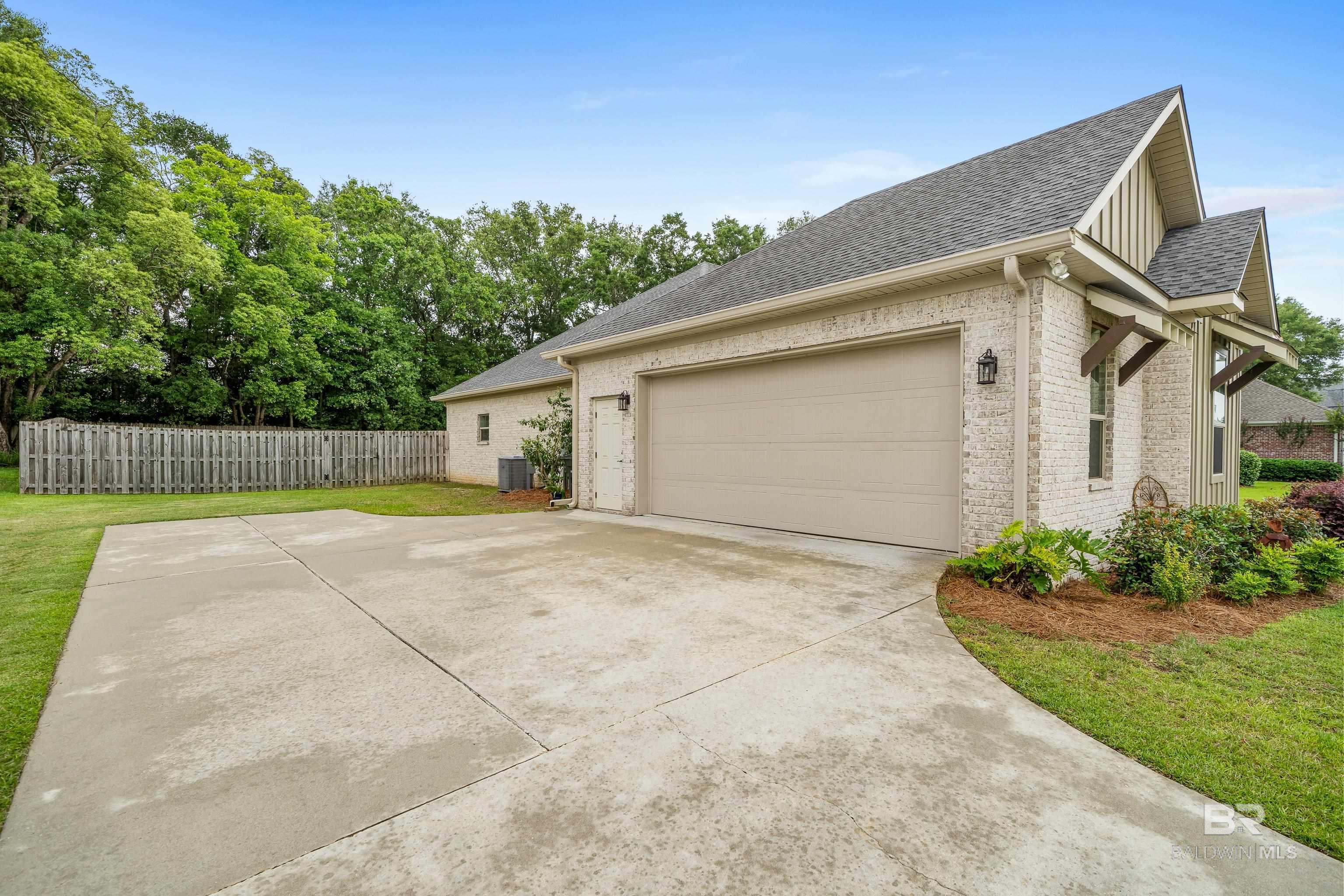 Fairhope, Alabama, 36532, United States, 4 Bedrooms Bedrooms, ,3 BathroomsBathrooms,Residential,For Sale,1804784