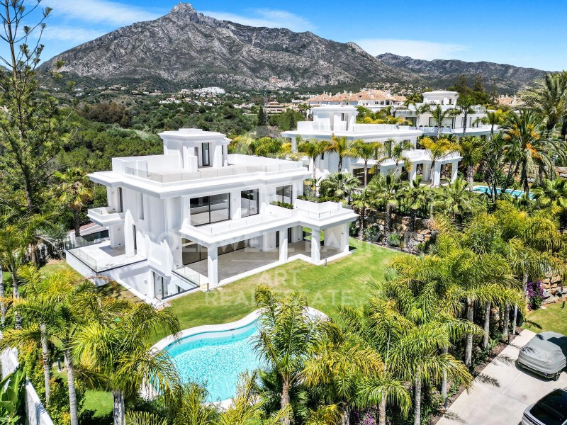 Marbella, Andalusia, ES, 6 Bedrooms Bedrooms, ,6 BathroomsBathrooms,Residential,For Sale,1898329