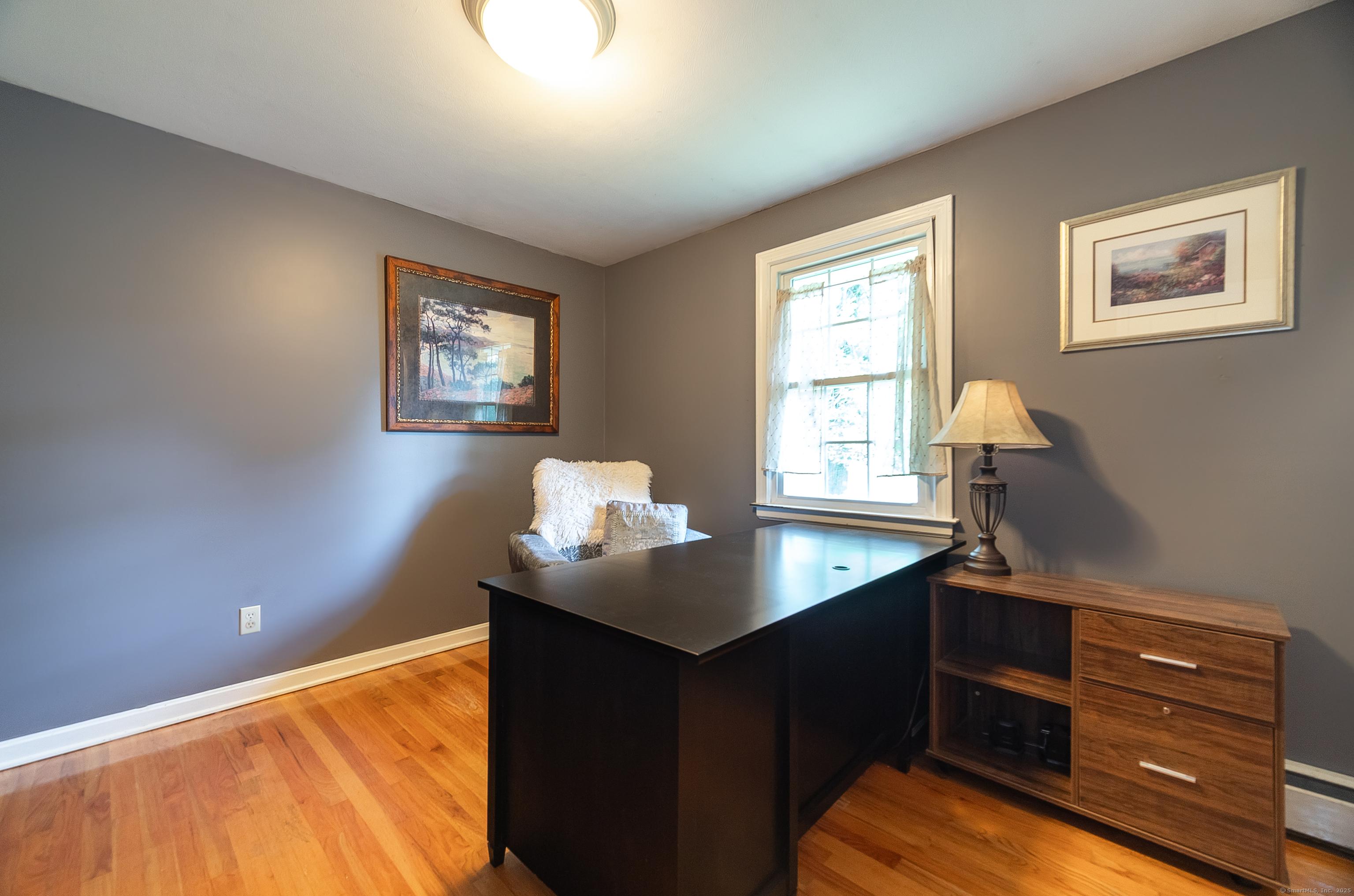 Southington, Connecticut, 06489, United States, 4 Bedrooms Bedrooms, ,4 BathroomsBathrooms,Residential,For Sale,1938423