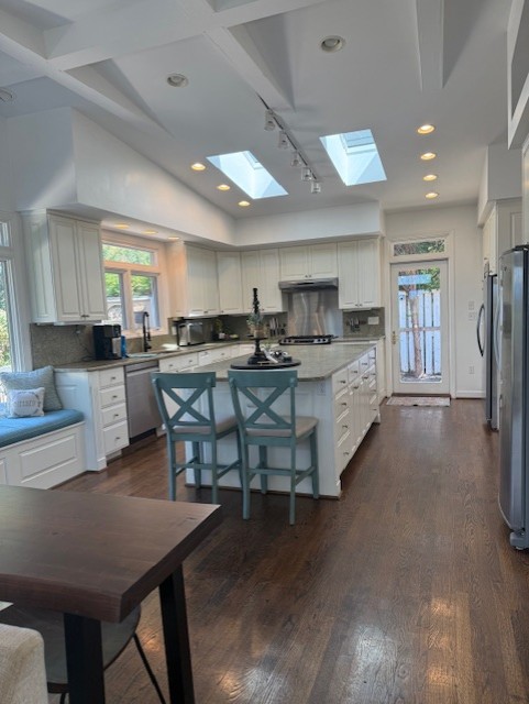 Salem, Virginia, 24153, United States, 4 Bedrooms Bedrooms, ,4 BathroomsBathrooms,Residential,For Sale,1992410