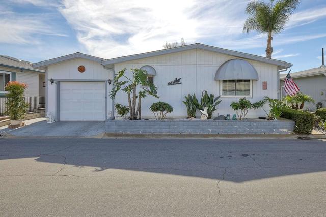 Vista, California, 92081, United States, 3 Bedrooms Bedrooms, ,2 BathroomsBathrooms,Residential,For Sale,1999202
