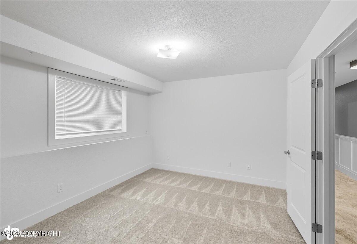 Soldotna, Alaska, 99669, United States, 4 Bedrooms Bedrooms, ,2 BathroomsBathrooms,Residential,For Sale,1977772