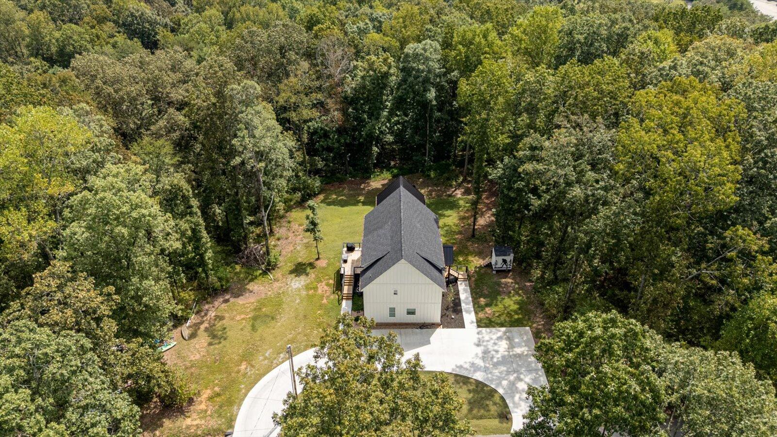 Jasper, Tennessee, 37347, United States, 3 Bedrooms Bedrooms, ,2 BathroomsBathrooms,Residential,For Sale,1976717