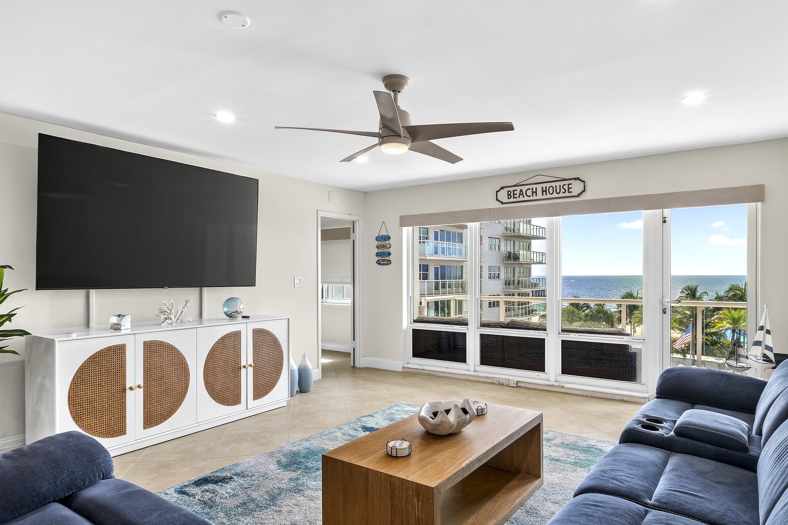  111 N Pompano Beach Boulevard, Pompano Beach, FL, 33062 - 物件實景