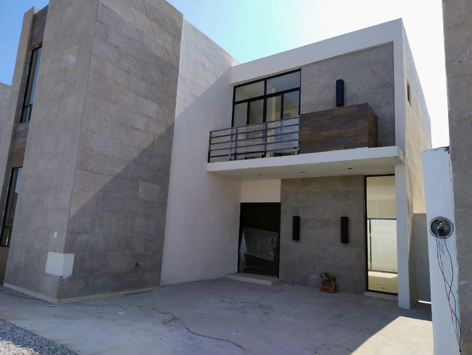 FLAMBOYANES, Gómez Palacio, Durango, 35049, Mexico, 4 Bedrooms Bedrooms, ,3 BathroomsBathrooms,Residential,For Sale,FLAMBOYANES,1416244
