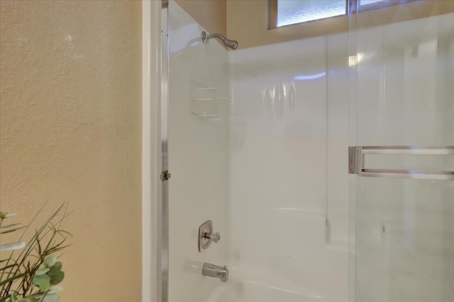 Penn Valley, California, 95946, United States, 3 Bedrooms Bedrooms, ,3 BathroomsBathrooms,Residential,For Sale,2000510