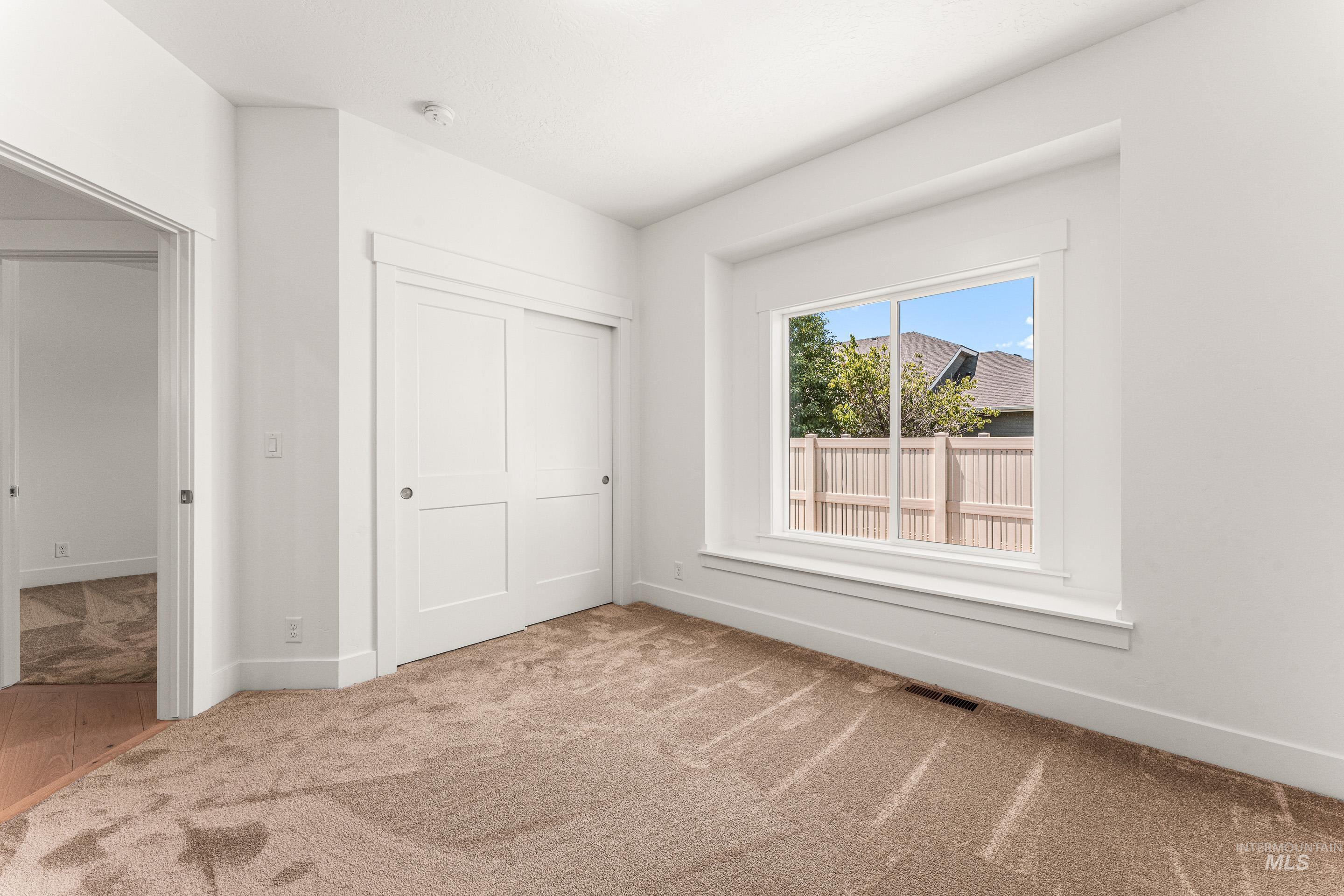 Boise, Idaho, 83716, United States, 3 Bedrooms Bedrooms, ,Residential,For Sale,1927423