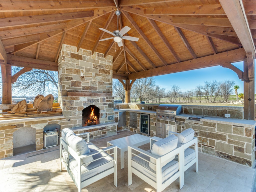 Fort Worth, Texas, 76179, United States, 5 Bedrooms Bedrooms, ,5 BathroomsBathrooms,Residential,For Sale,1721664