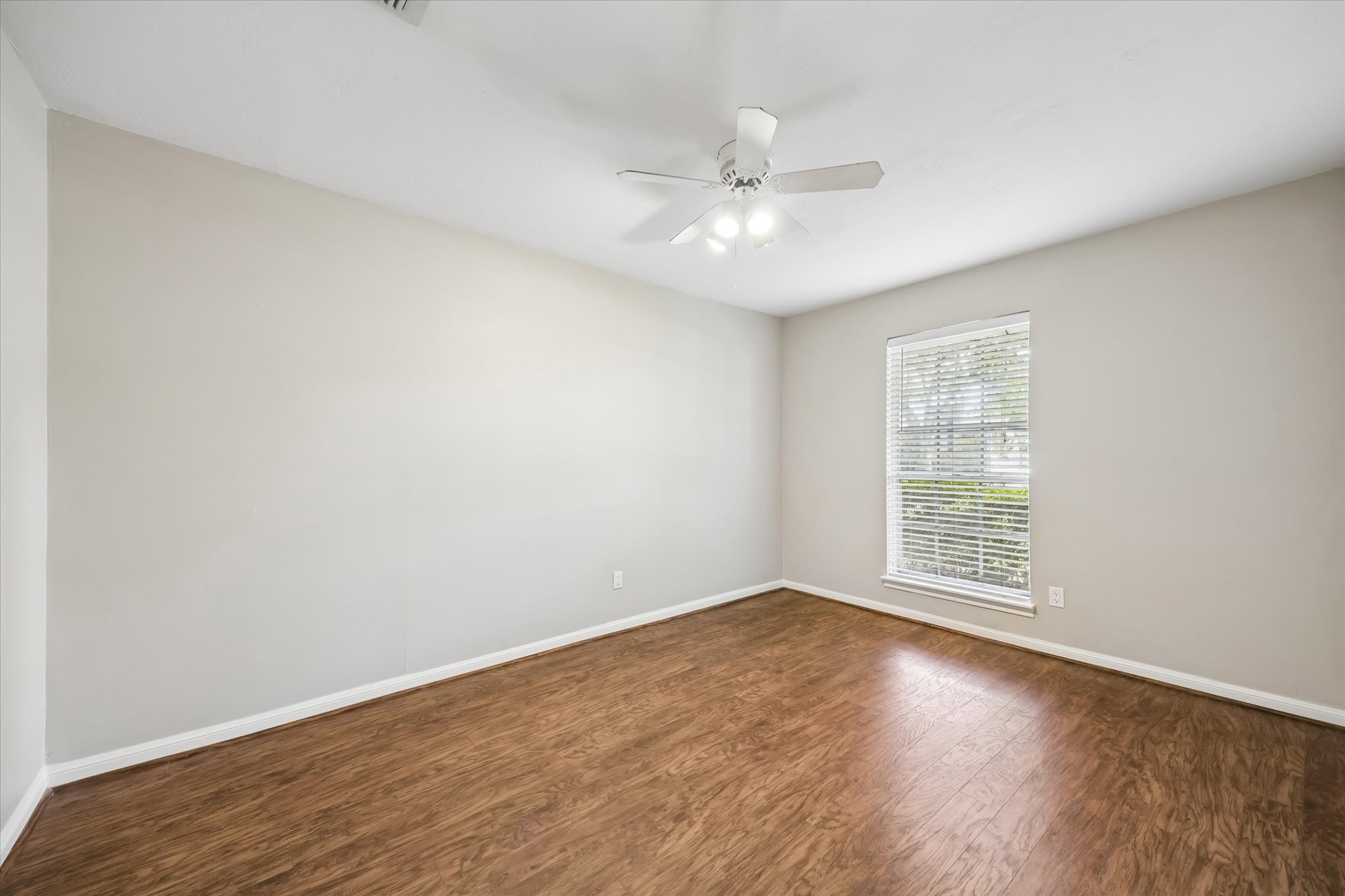  7802 Bellerive Drive - 物件實景