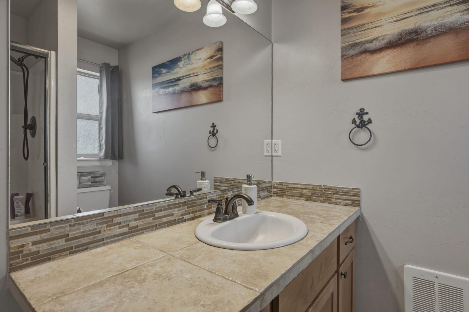  61382 SE Geary Drive Bend, OR 97702 - 物件實景