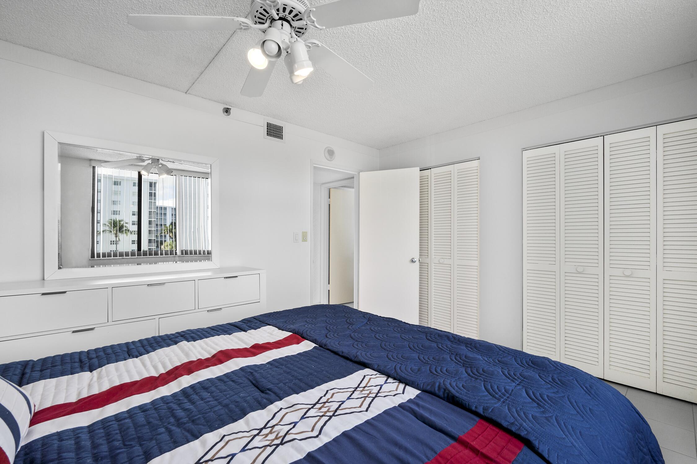 Highland Beach, Florida, 33487, United States, 2 Bedrooms Bedrooms, ,2 BathroomsBathrooms,Residential,For Sale,1827677
