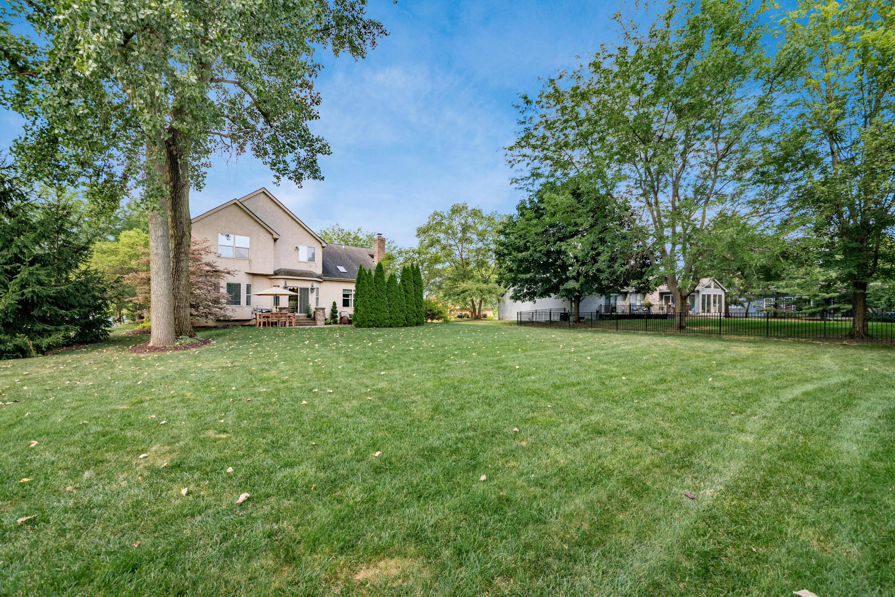Lewis Center, Ohio, 43035, United States, 4 Bedrooms Bedrooms, ,3 BathroomsBathrooms,Residential,For Sale,1910876