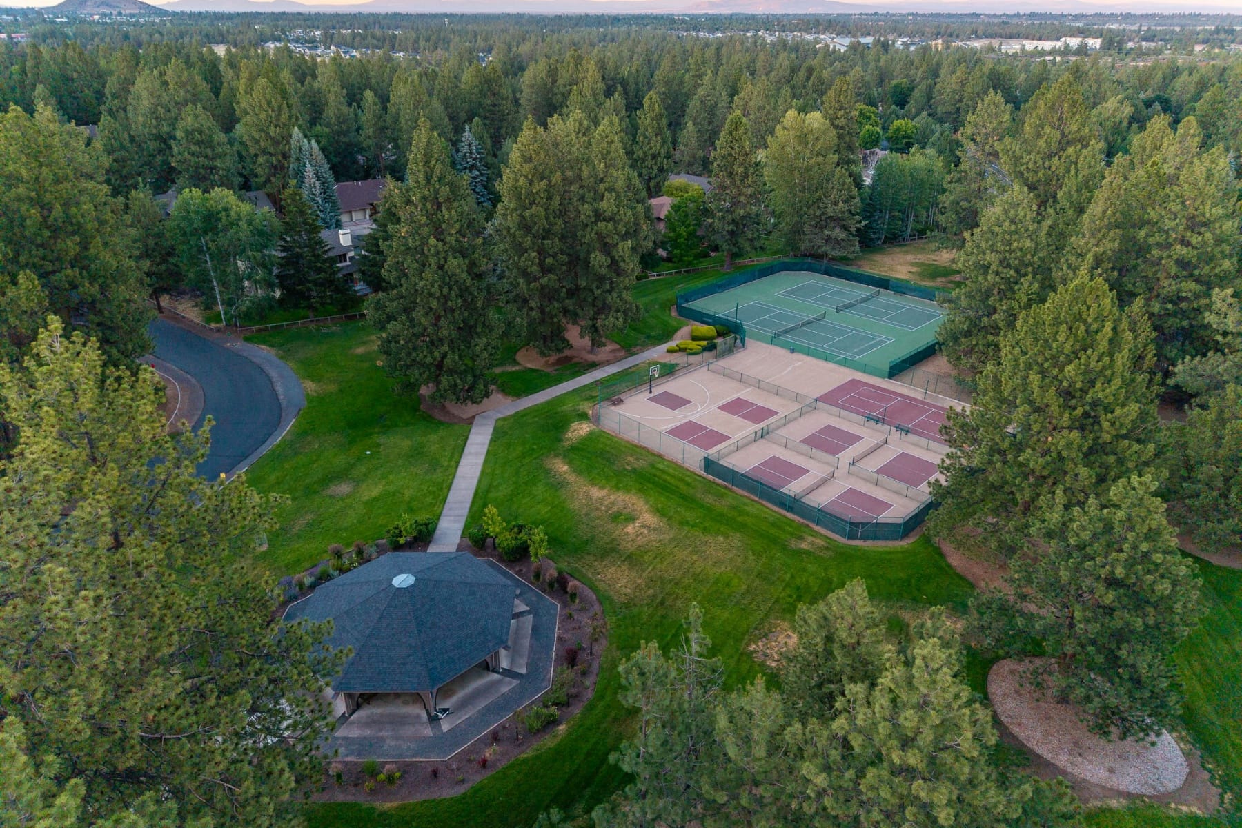  20369 Big Bear Court Bend, OR 97702 - 物件實景