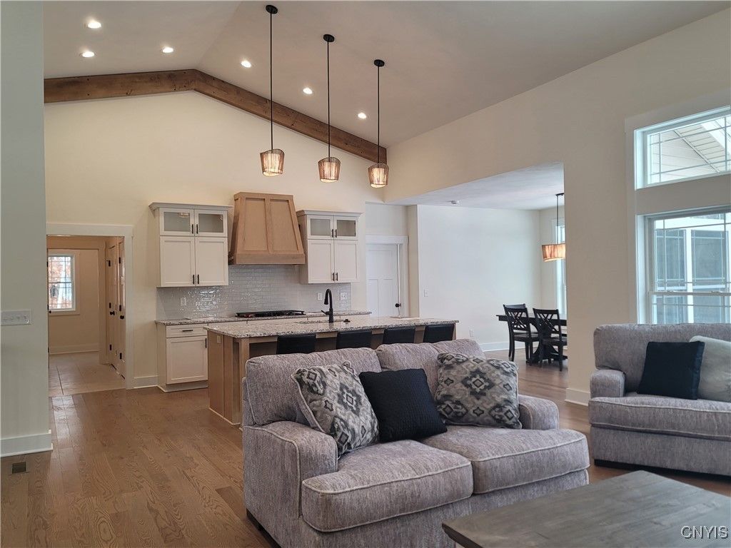 Baldwinsville, New York, 13027, United States, 3 Bedrooms Bedrooms, ,2 BathroomsBathrooms,Residential,For Sale,2001001