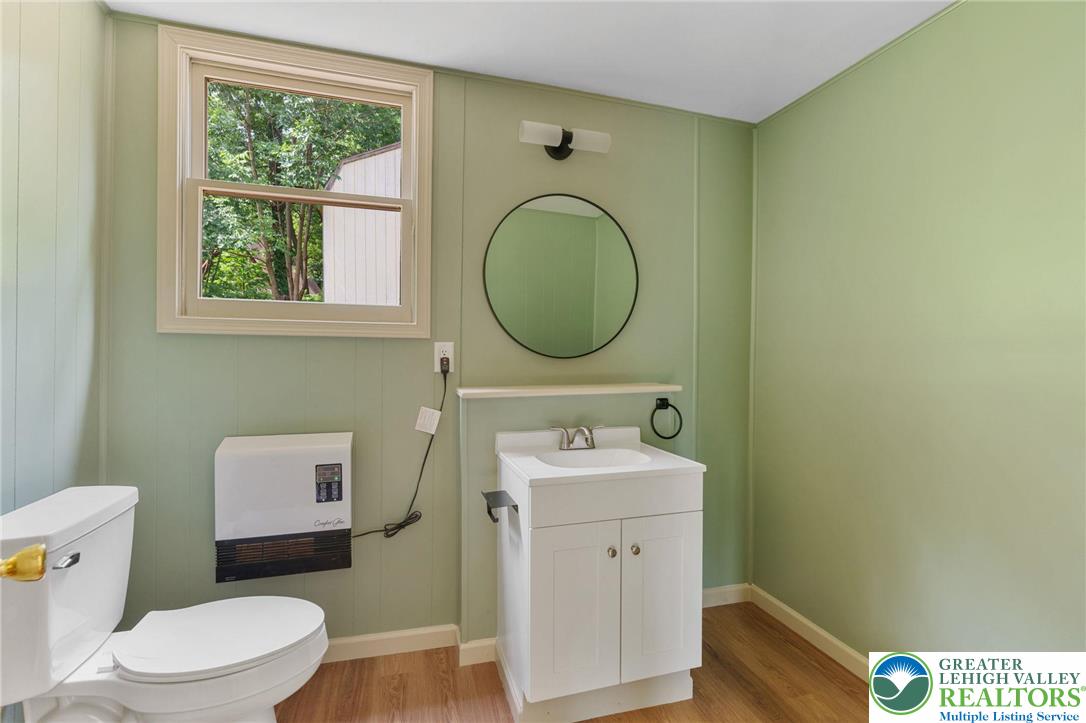 Washington Twp, Pennsylvania, 18080, United States, 3 Bedrooms Bedrooms, ,3 BathroomsBathrooms,Residential,For Sale,1984610