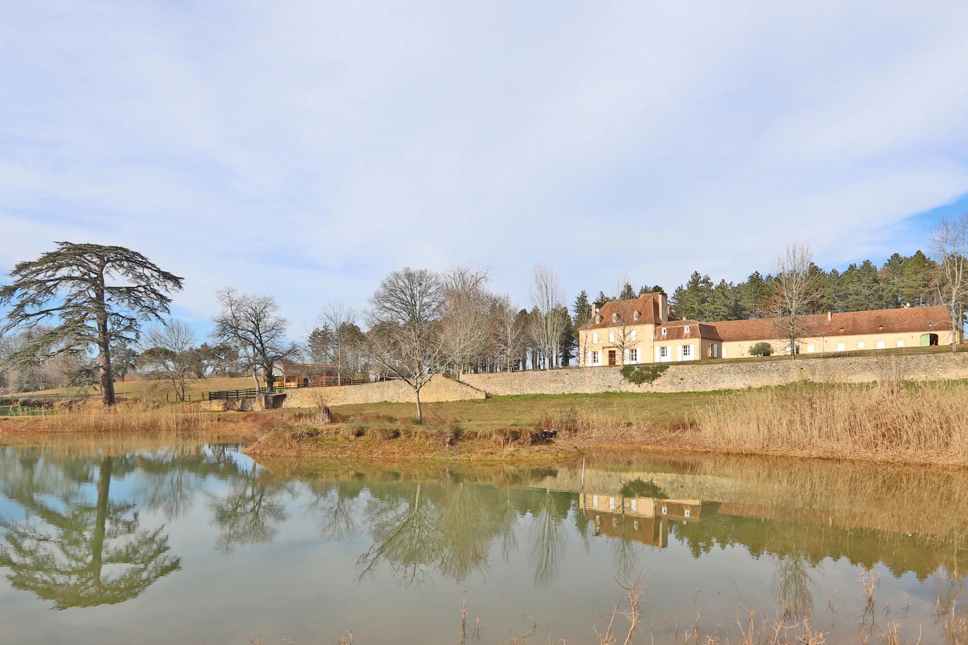 Bergerac, New Aquitaine, 24100, FR, 6 Bedrooms Bedrooms, ,4 BathroomsBathrooms,Residential,For Sale,1995551