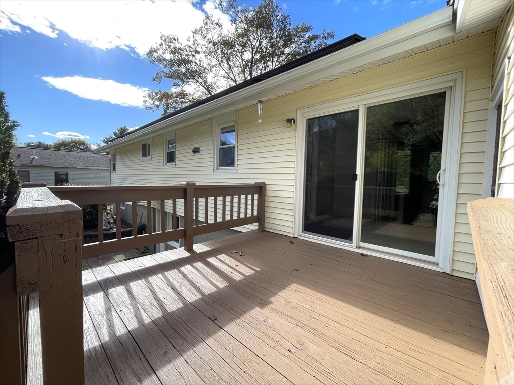 Grafton, Massachusetts, 01519, United States, 3 Bedrooms Bedrooms, ,1 BathroomBathrooms,Residential,For Sale,1982676