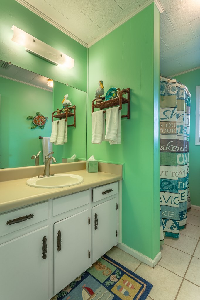 Saint George Island, Florida, 32328, United States, 4 Bedrooms Bedrooms, ,2 BathroomsBathrooms,Residential,For Sale,2005287