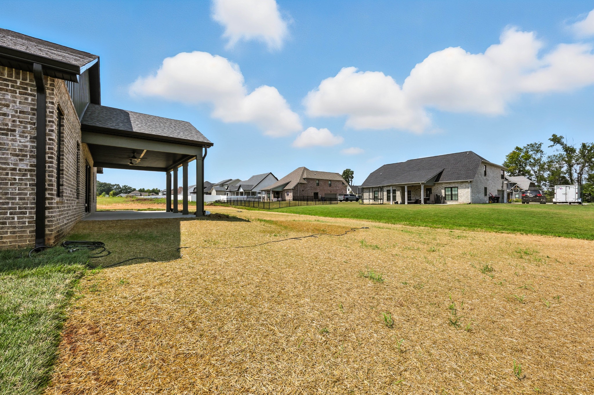 Clarksville, Tennessee, 37043, United States, 4 Bedrooms Bedrooms, ,3 BathroomsBathrooms,Residential,For Sale,1935705