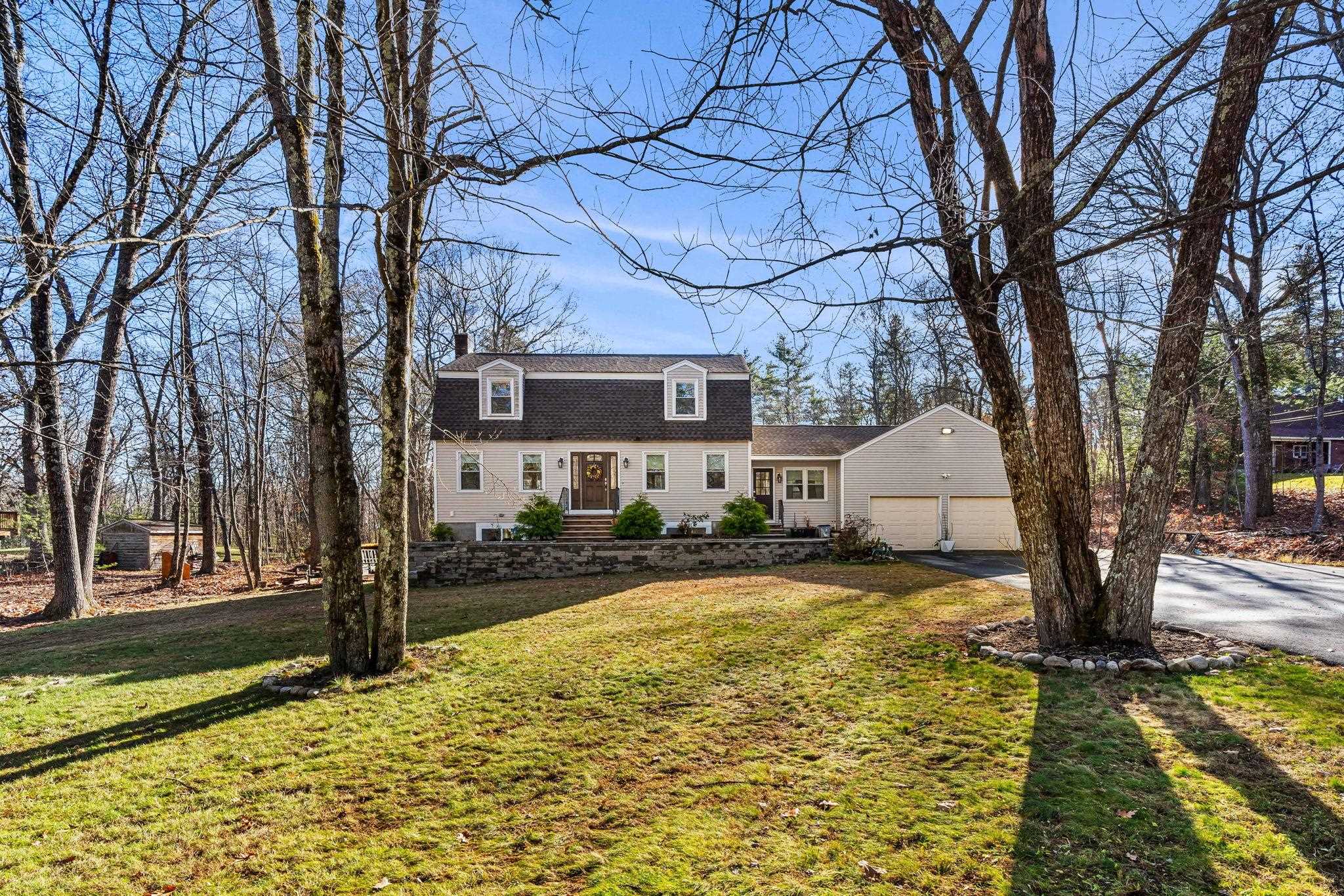 Londonderry, New Hampshire, 03053, United States, 3 Bedrooms Bedrooms, ,4 BathroomsBathrooms,Residential,For Sale,2002282