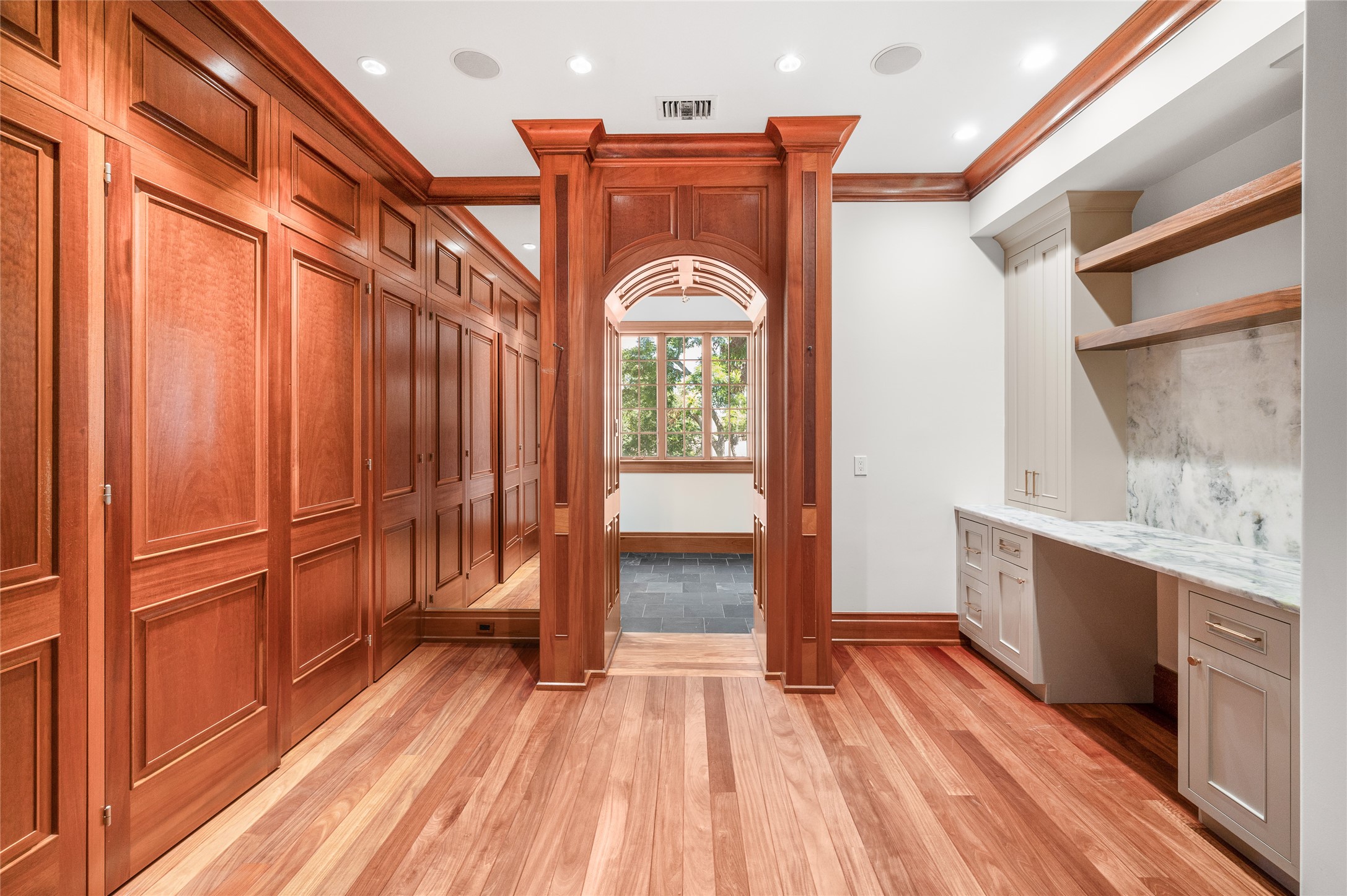  1802 Forest Gate Circle - 物件實景