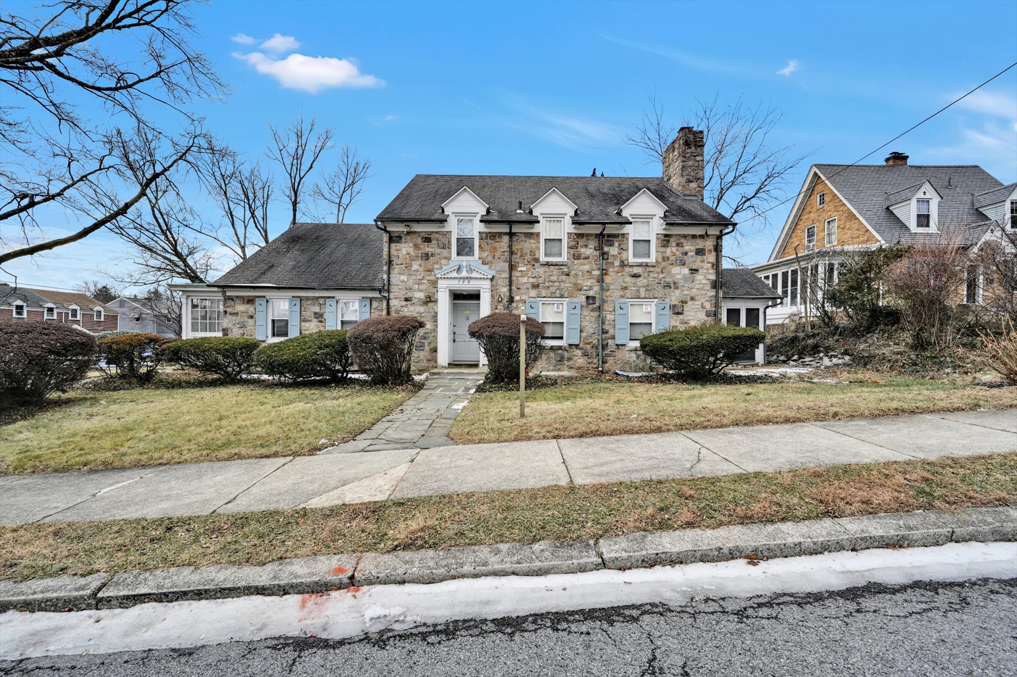 Reading, Pennsylvania, 19607, United States, 6 Bedrooms Bedrooms, ,3 BathroomsBathrooms,Residential,For Sale,2008158