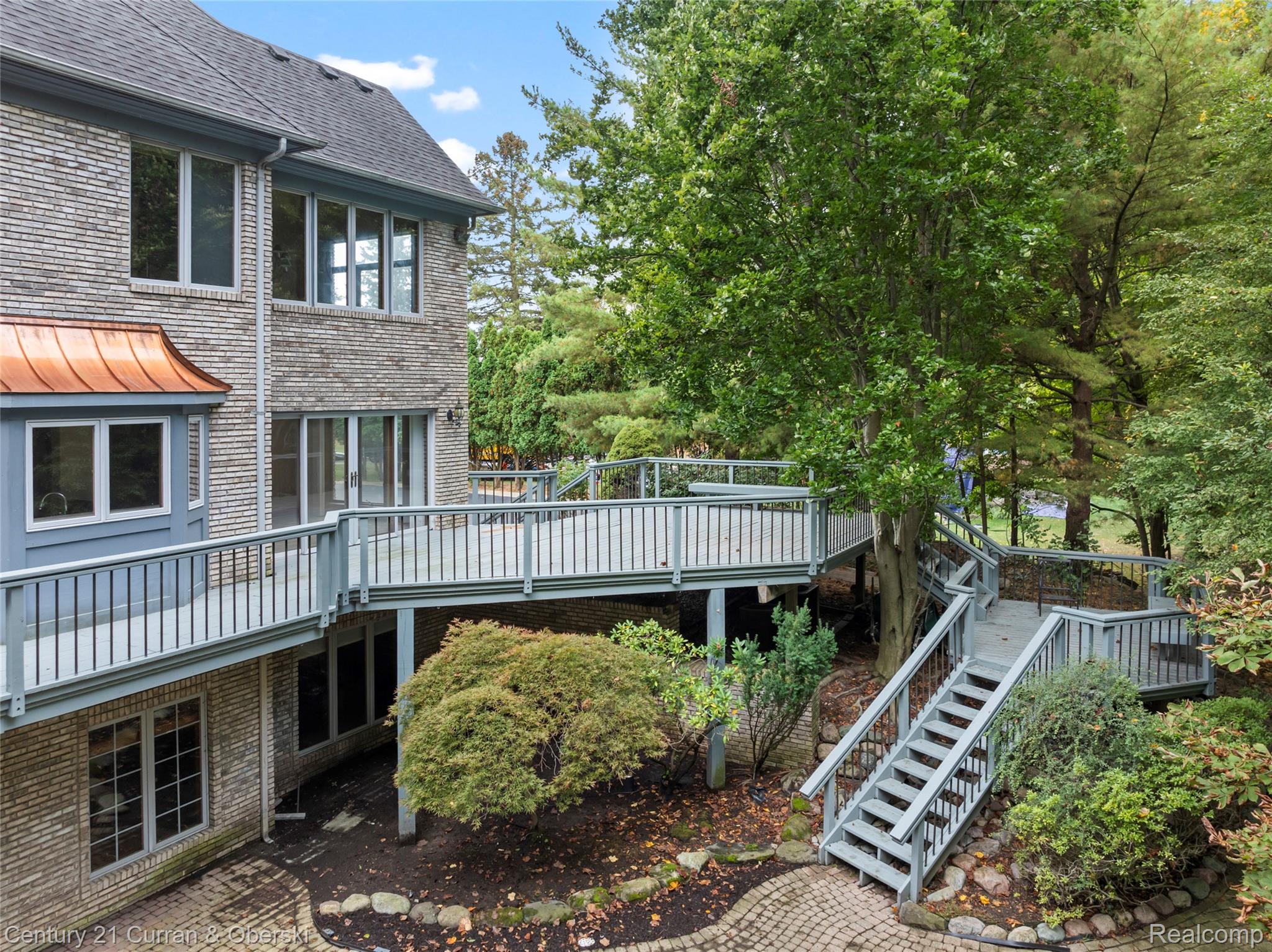 Farmington, Michigan, 48331, United States, 5 Bedrooms Bedrooms, ,6 BathroomsBathrooms,Residential,For Sale,1975363