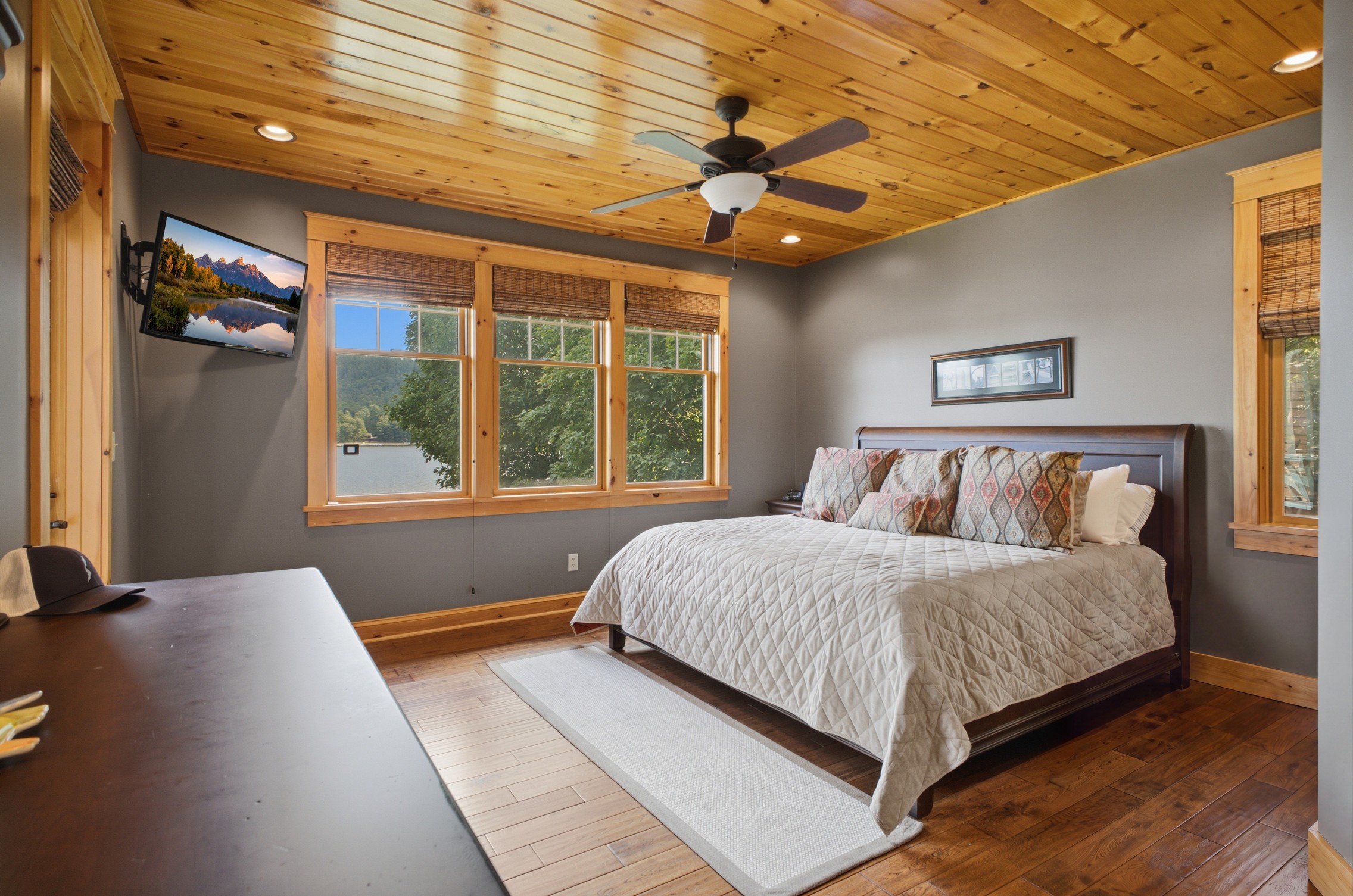  64 Pointe Drive, Schroon Lake, NY, 12870 - 物件實景