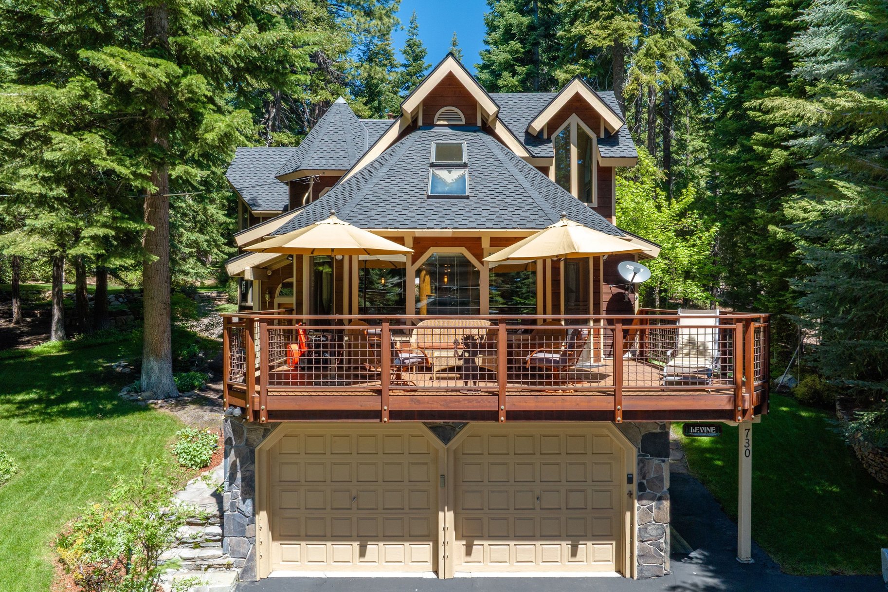  Carnelian Bay home backing to forest service and with an additional vacant lot - 物件實景