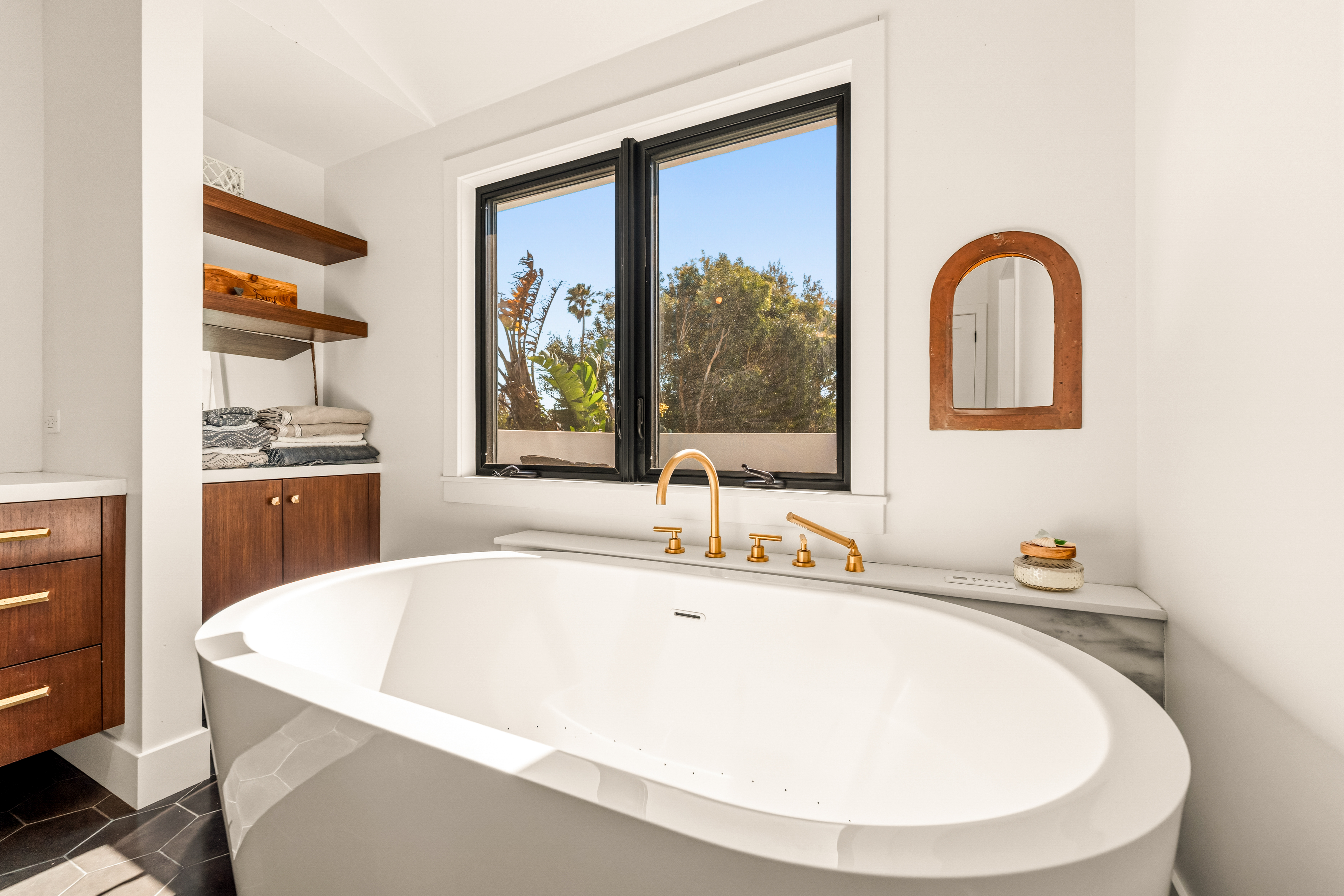  1302 Devon Lane, Ventura, CA 93001 - 物件實景