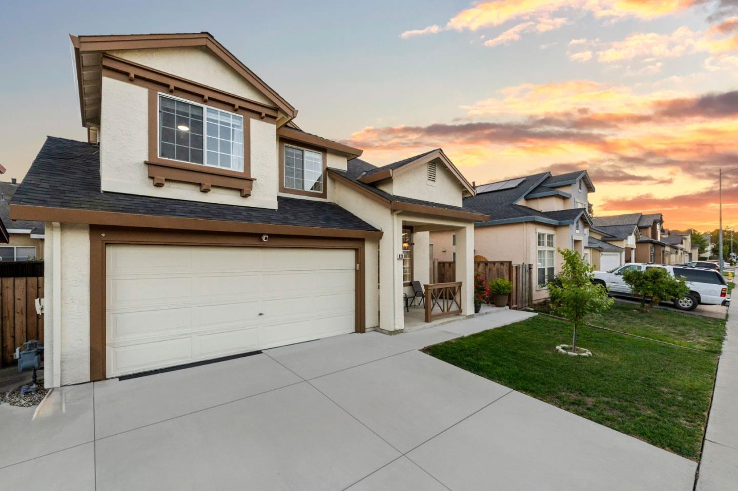 Gilroy, California, 95020, United States, 4 Bedrooms Bedrooms, ,3 BathroomsBathrooms,Residential,For Sale,1986301