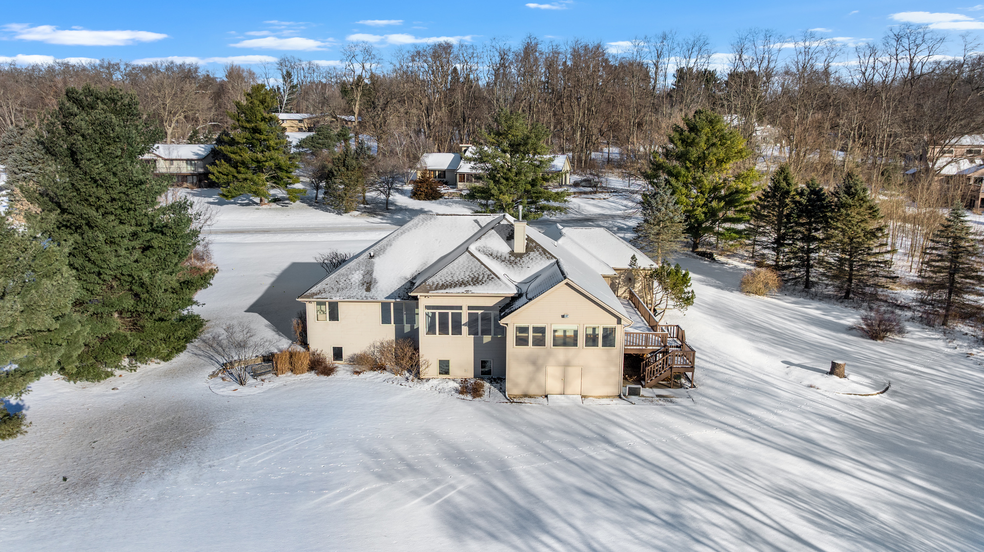 Roscoe, Illinois, 61073, United States, 3 Bedrooms Bedrooms, ,4 BathroomsBathrooms,Residential,For Sale,2011346