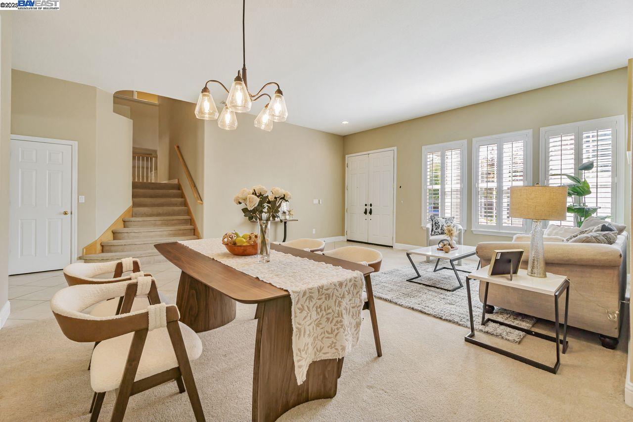 Concord, California, 94521, United States, 5 Bedrooms Bedrooms, ,3 BathroomsBathrooms,Residential,For Sale,1989306