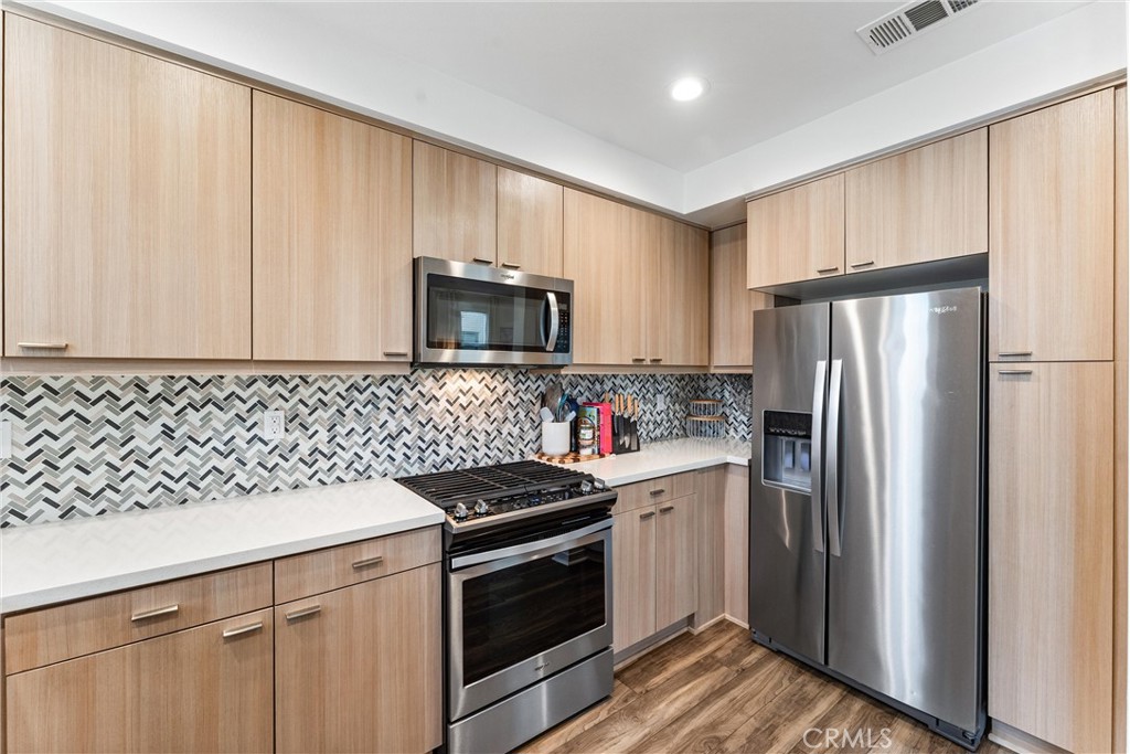 Orange, California, 92865, United States, 2 Bedrooms Bedrooms, ,3 BathroomsBathrooms,Residential,For Sale,1901000