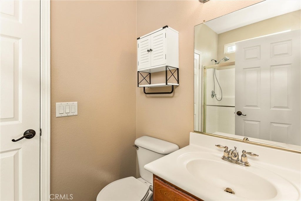 Highland, California, 92346, United States, 5 Bedrooms Bedrooms, ,5 BathroomsBathrooms,Residential,For Sale,1989215