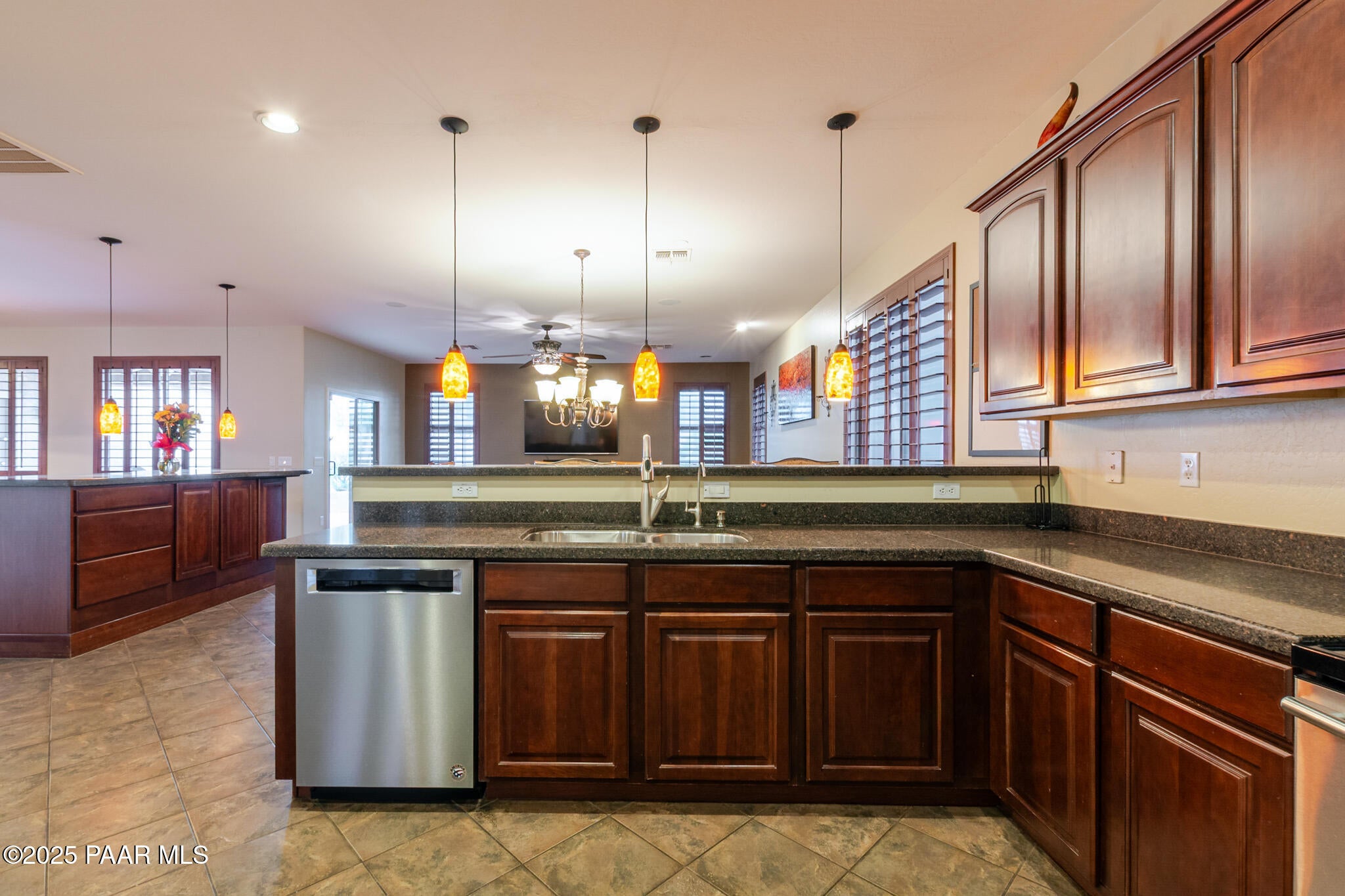 Buckeye, Arizona, 85326, United States, 4 Bedrooms Bedrooms, ,1 BathroomBathrooms,Residential,For Sale,1999085