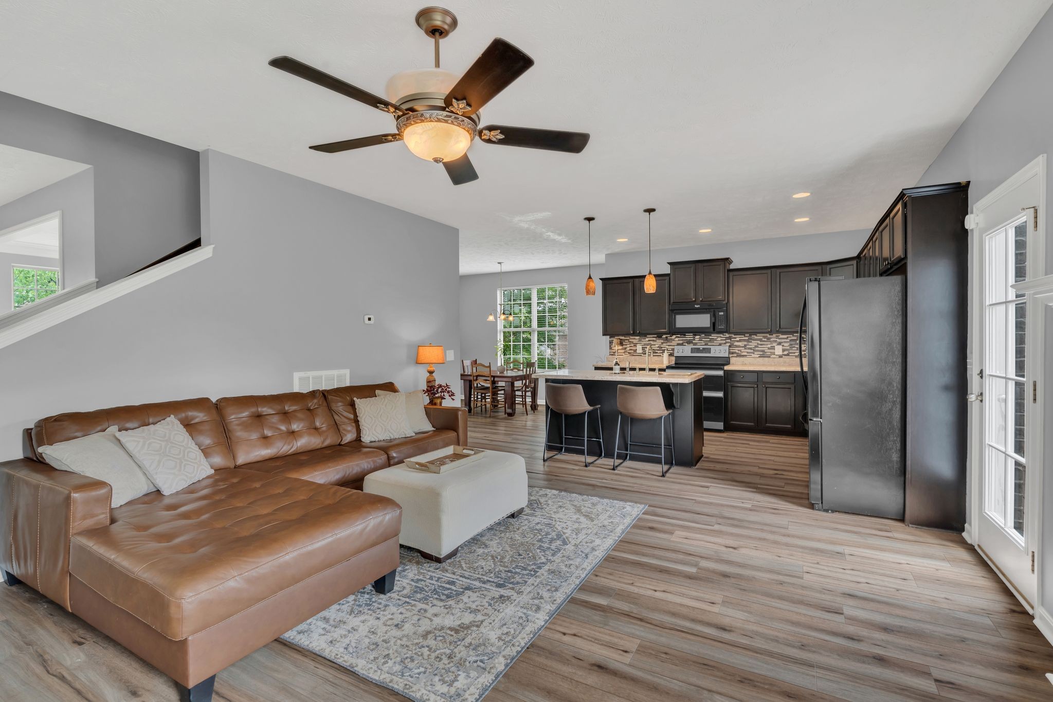 Hendersonville, Tennessee, 37075, United States, 4 Bedrooms Bedrooms, ,3 BathroomsBathrooms,Residential,For Sale,1870626