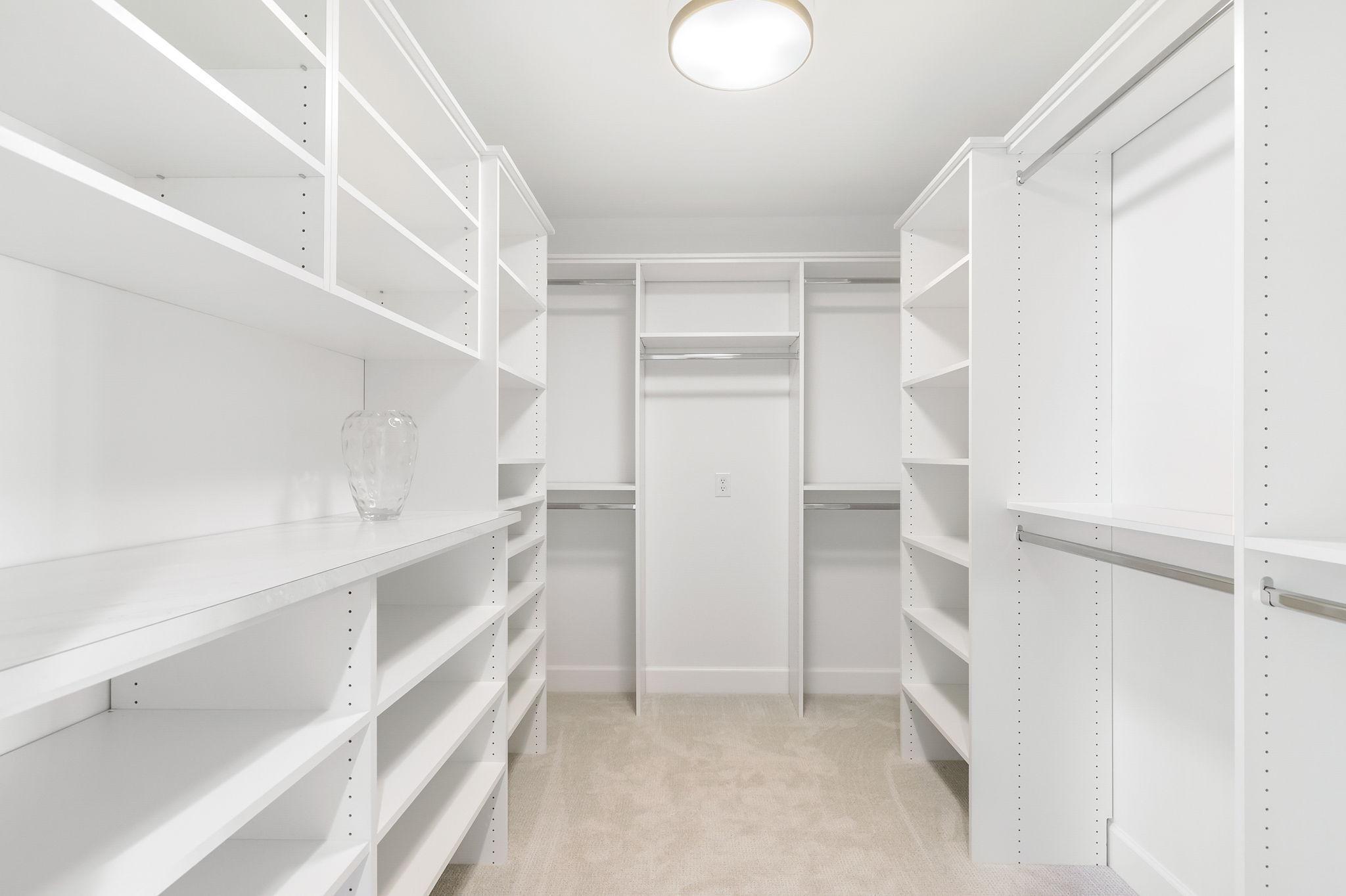 Chanhassen, Minnesota, 55331, United States, 4 Bedrooms Bedrooms, ,3 BathroomsBathrooms,Residential,For Sale,1994365