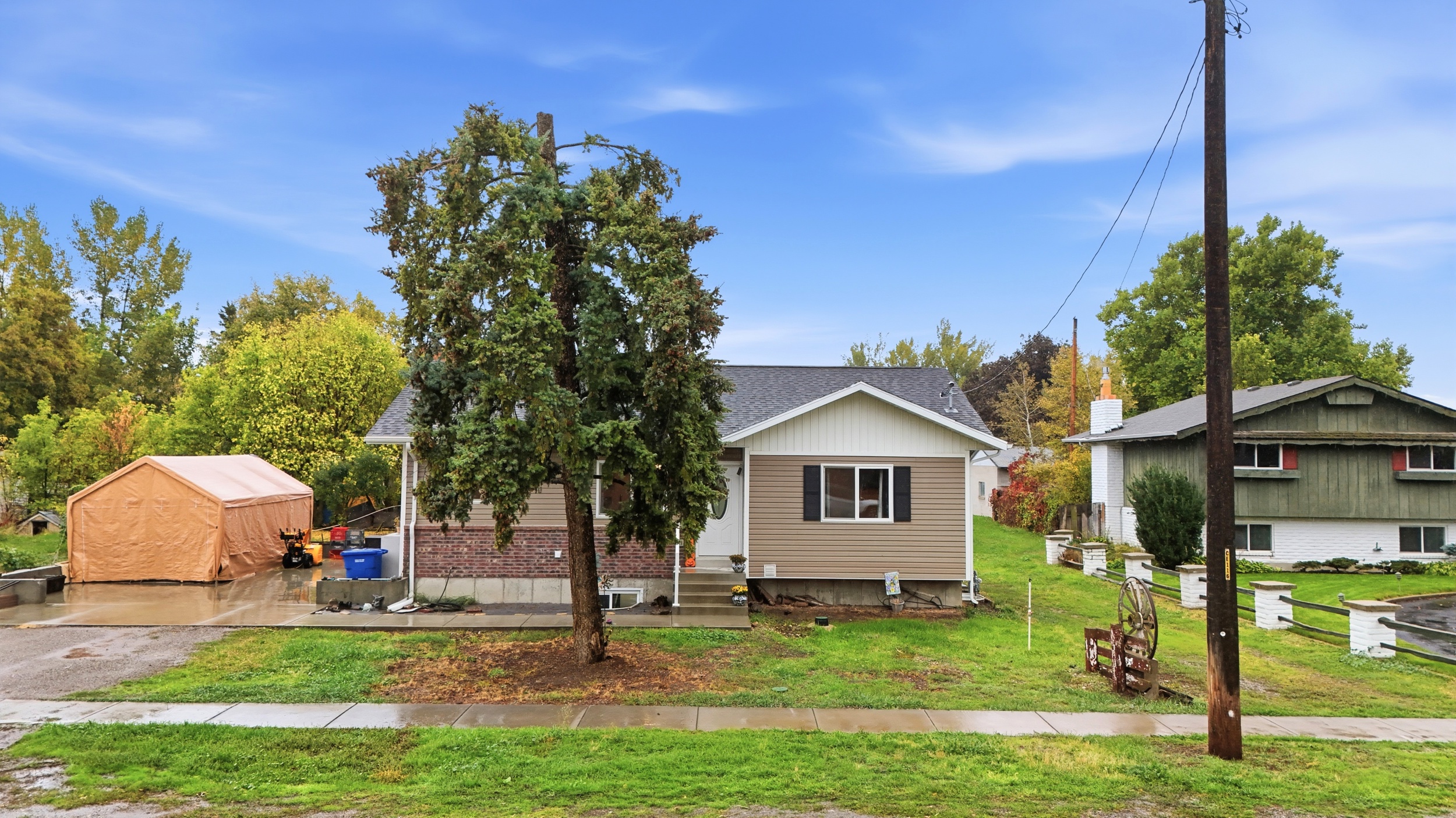 300 , Hyrum, UT 84319