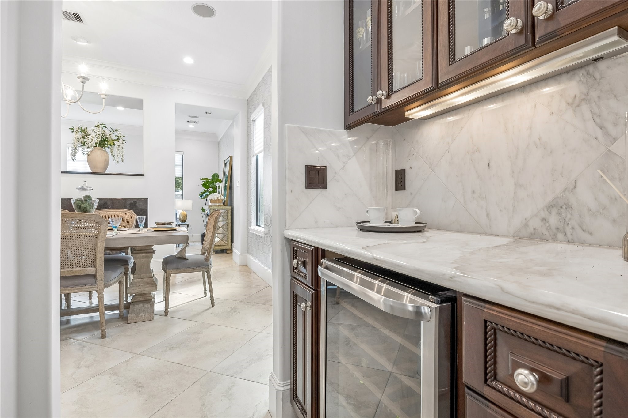  4022 Coleridge Street - 物件實景