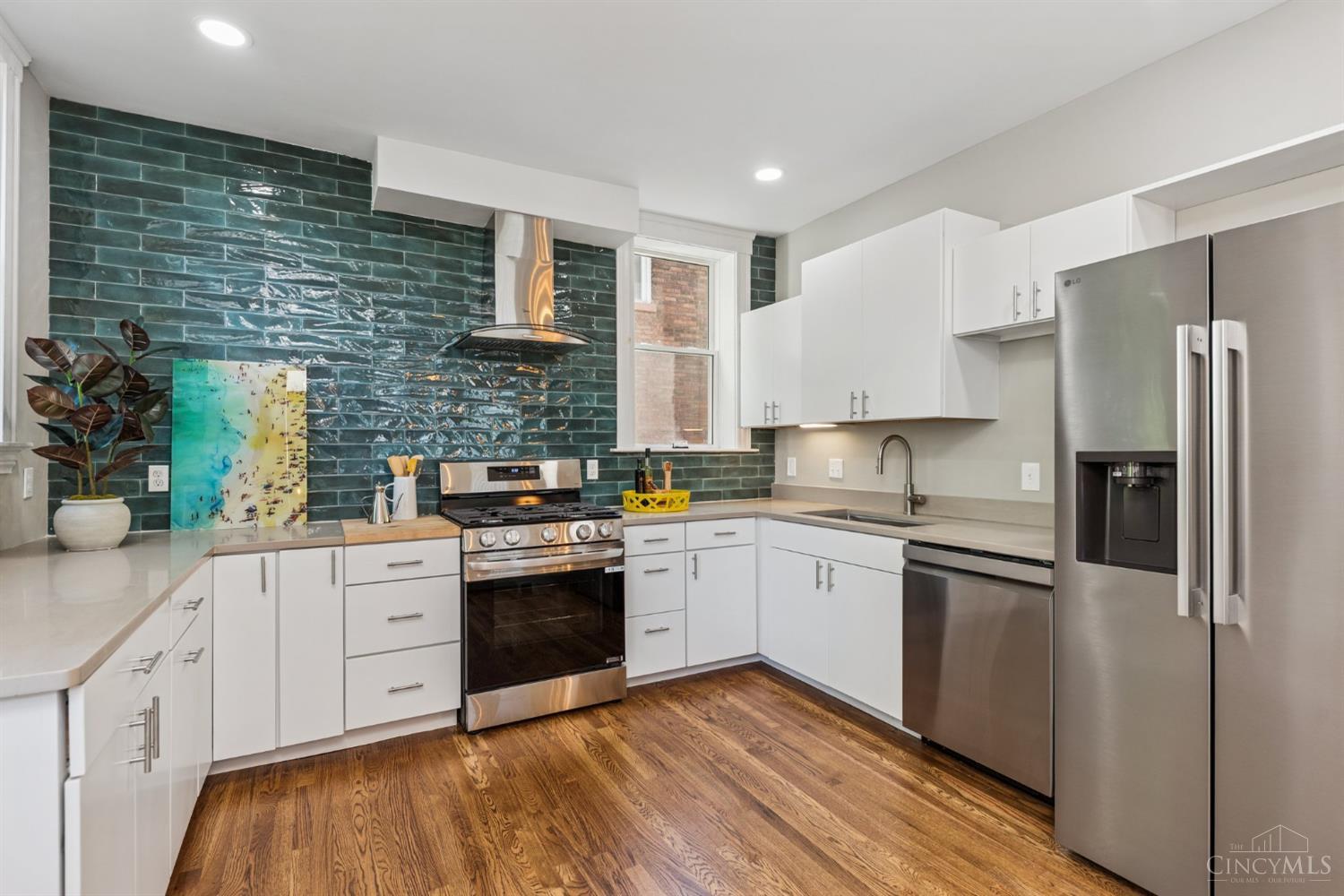 Cincinnati, Ohio, 45227, United States, 5 Bedrooms Bedrooms, ,3 BathroomsBathrooms,Residential,For Sale,1939173