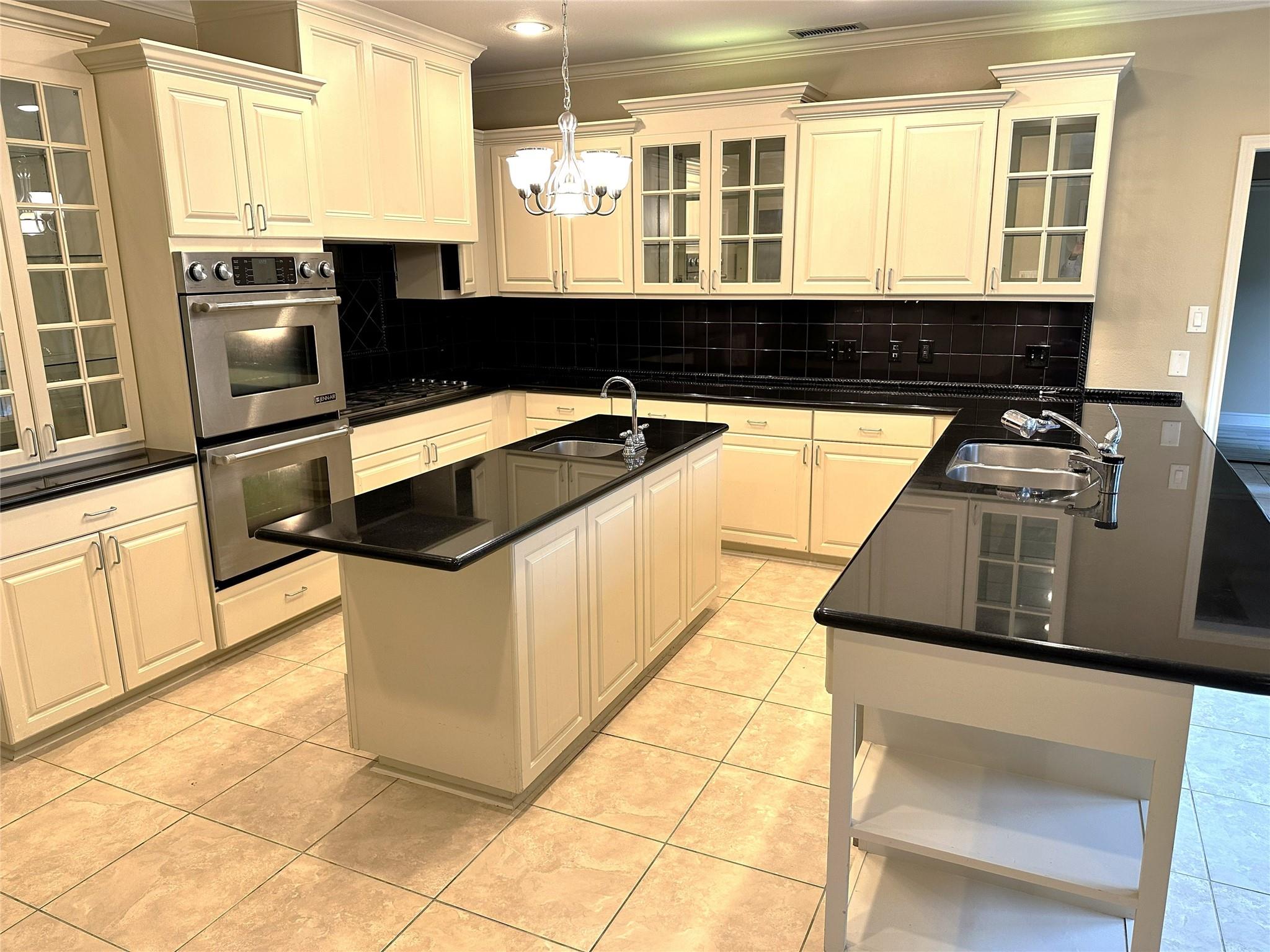 Spring, Texas, 77379, United States, 5 Bedrooms Bedrooms, ,6 BathroomsBathrooms,Residential,For Sale,2033242